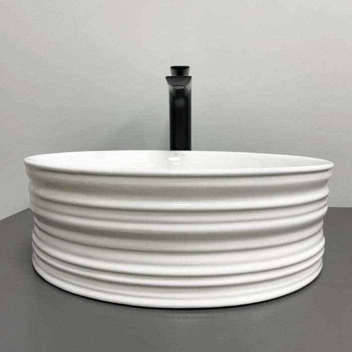 Умывальник VBI LARINO WHITE накладной