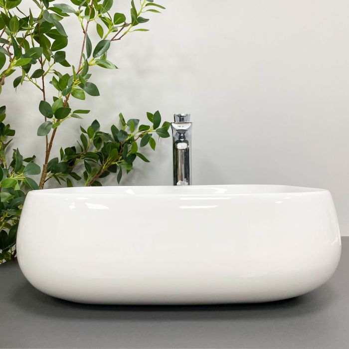 Умывальник VBI TRICASE WHITE накладной