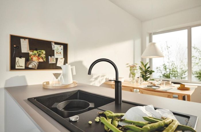 Змішувач для кухні Eurosmart 332022433 Black matt Grohe