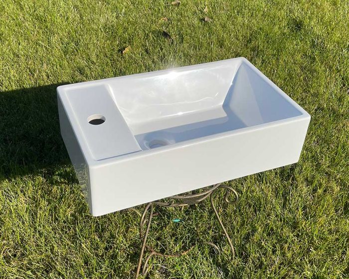 Умивальник «Веста» L Білий А100 глянець