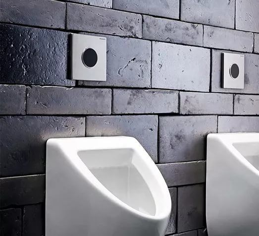 Кнопка зливу для пісуара електронна 116.025.SN.1 Geberit