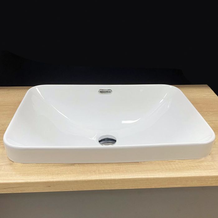 Умывальник VBI BITRITTO WHITE врезной