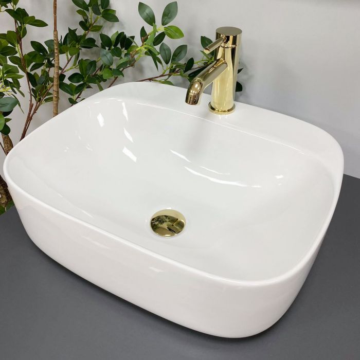 Умывальник VBI NARNI M WHITE накладной