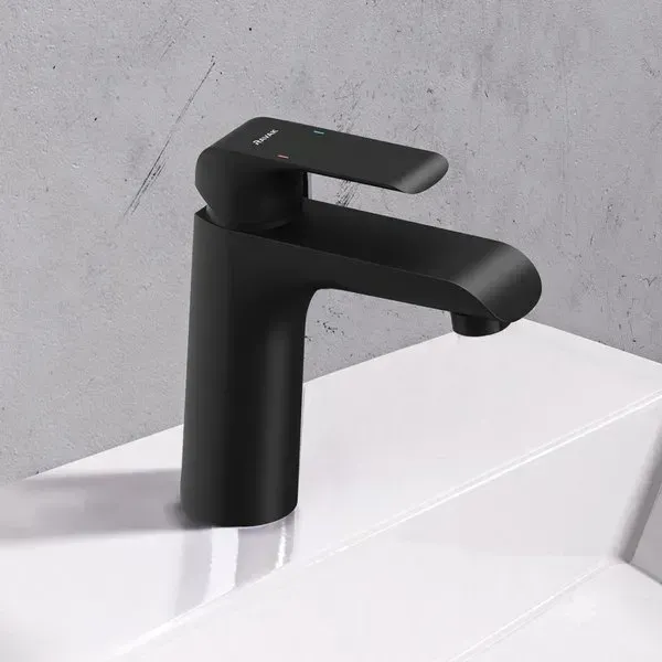 Смеситель для умывальника FL 014.20 Flat X070173 RAVAK