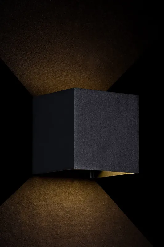 Вуличний світильник INSIDE 232, чорний