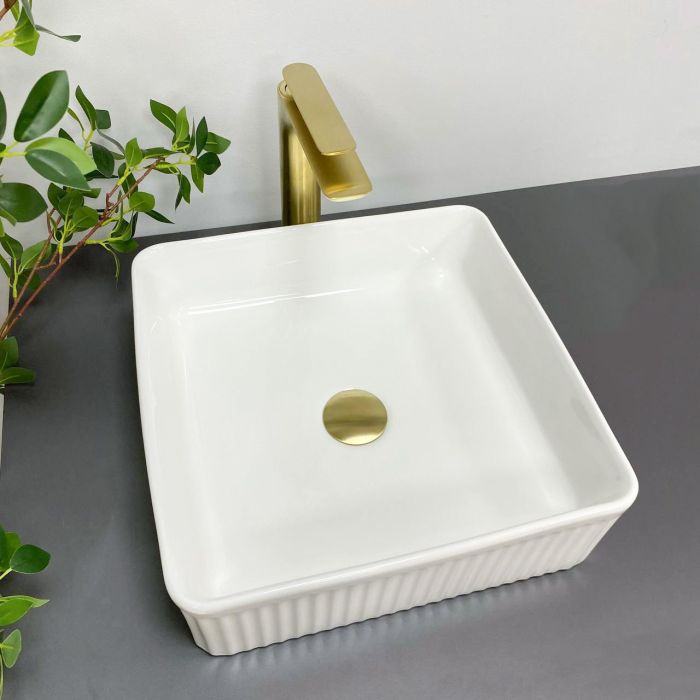 Умивальник VBI BOLZANO WHITE накладний