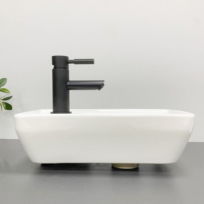 Умивальник VBI JESI R WHITE підвісний