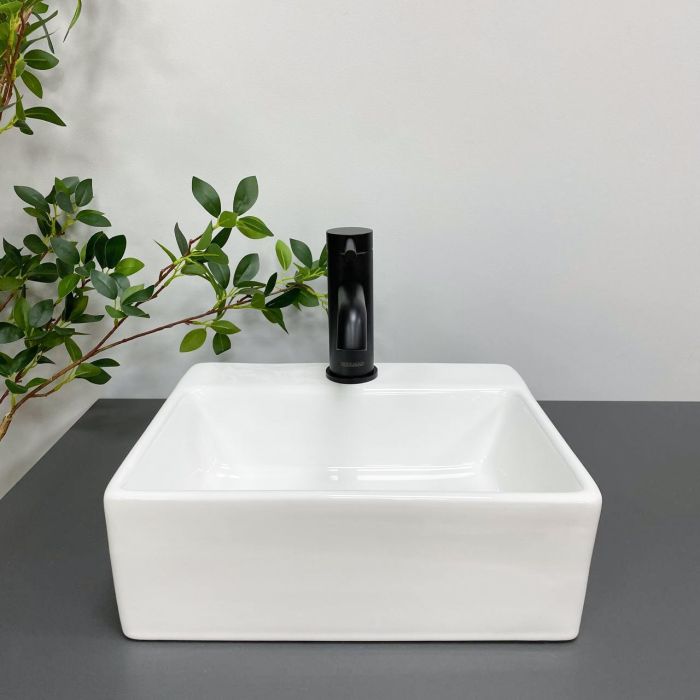 Умивальник VBI KOMO WHITE накладний підвісний