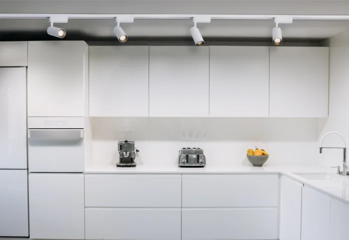 Трековий світильник Nowodvorski IRIS LED WHITE 7W, 3000K