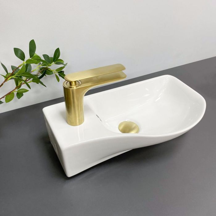 Умывальник VBI FERMO R WHITE подвесной