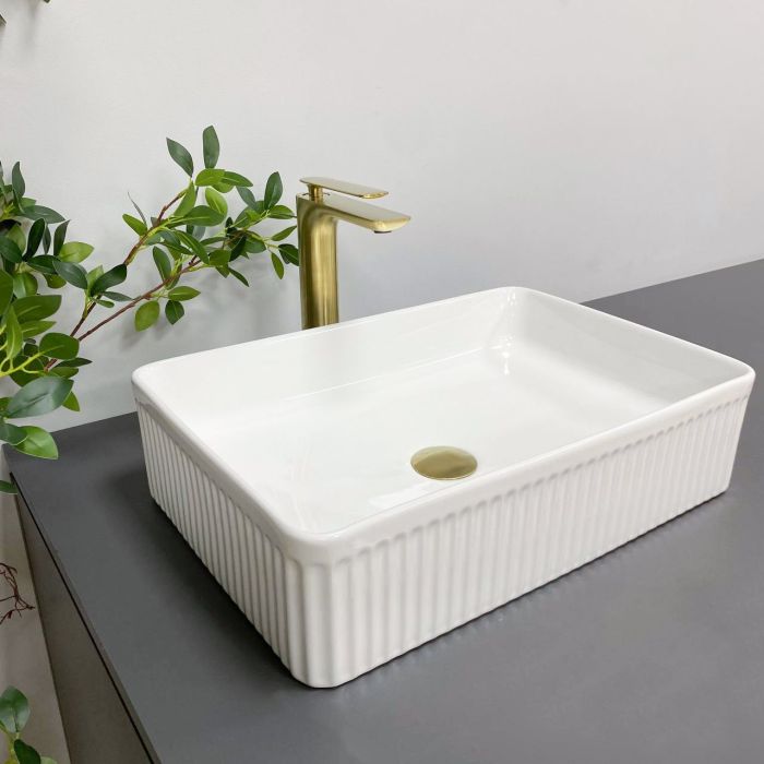 Умивальник VBI BRESCIA WHITE накладний