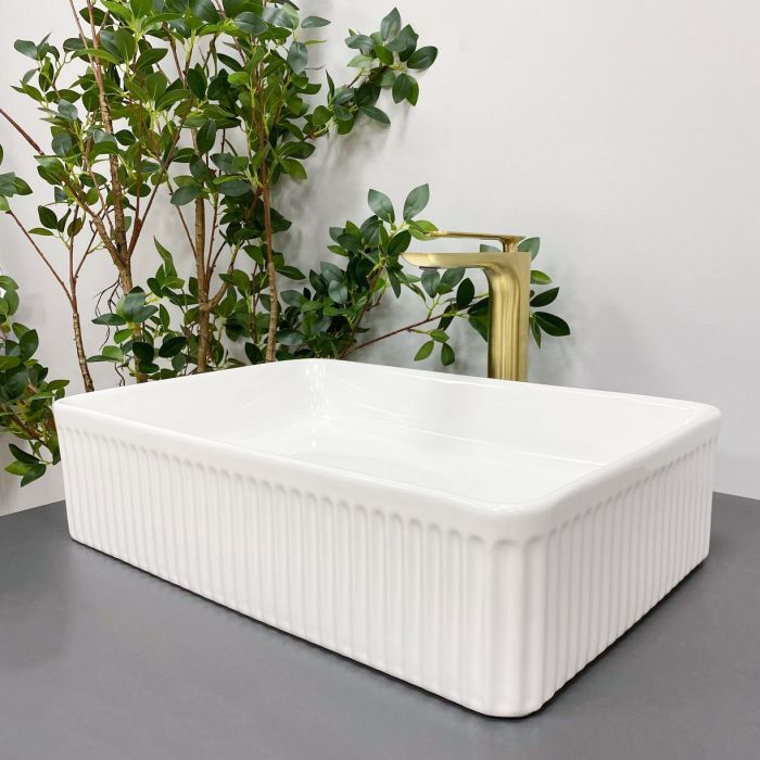 Умивальник VBI BRESCIA WHITE накладний