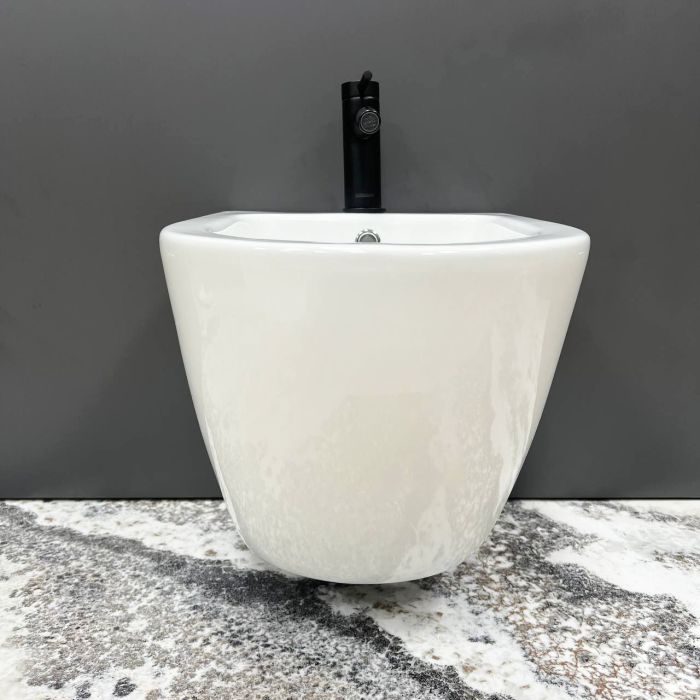 Подвесное биде VBI VULCANO WHITE