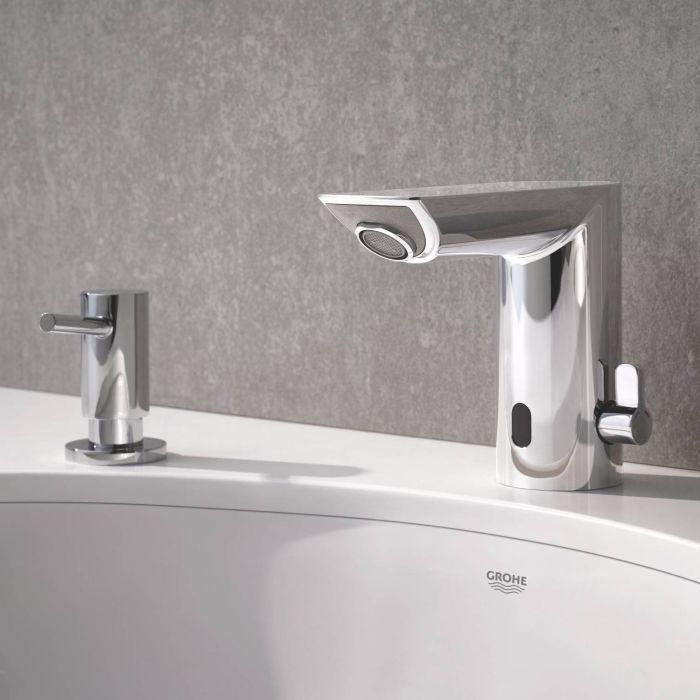 Bau Cosmopolitan E Смеситель сенсорный для умывальника