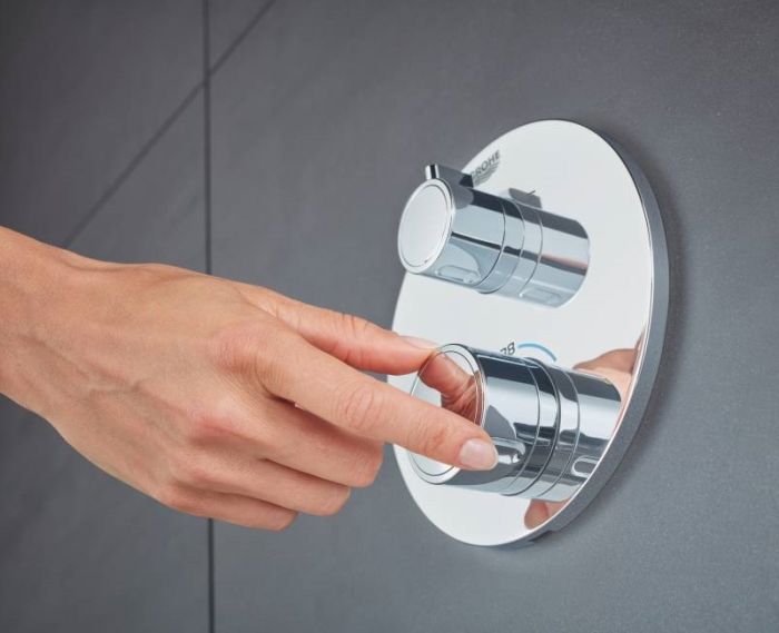 GROHTHERM термостат для душа с переключателем на 2 положения верхний/ручной душ