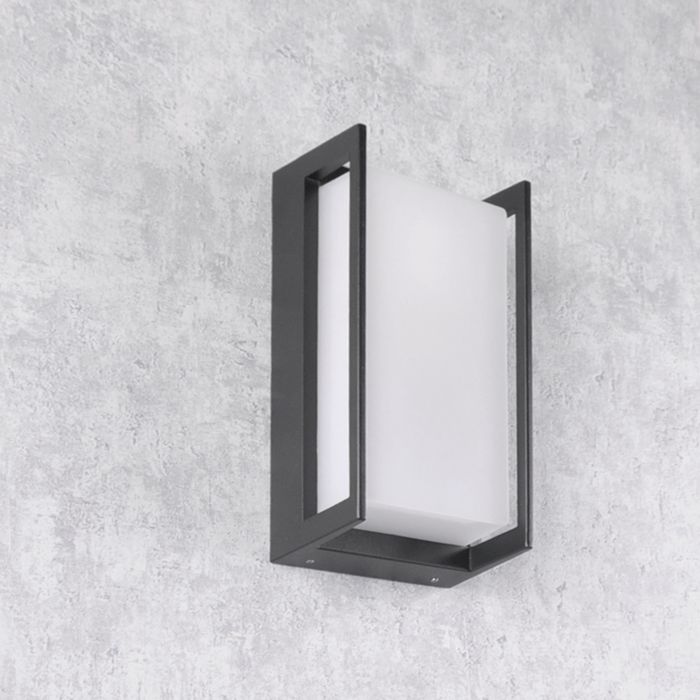 Вуличний світильник Goldlux Kobe E27 1x12W IP54 BK