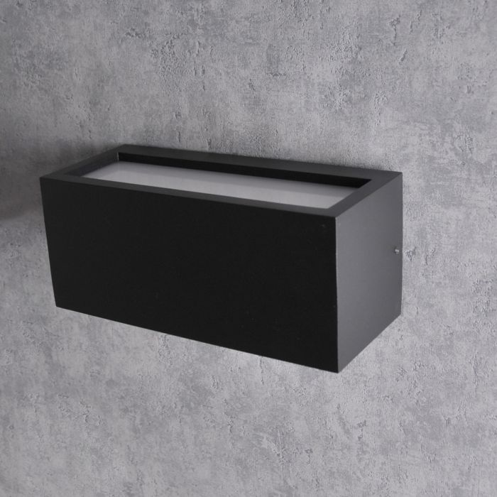 Вуличний світильник Goldlux Tokio E27 1x12W IP54 GR