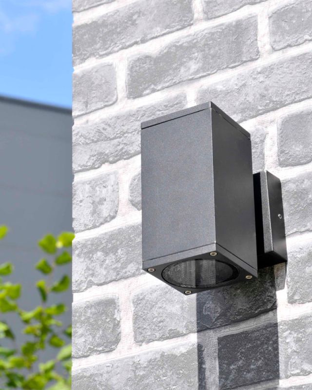 Уличный светильник Goldlux Morris GU10 2x12W IP54 BK